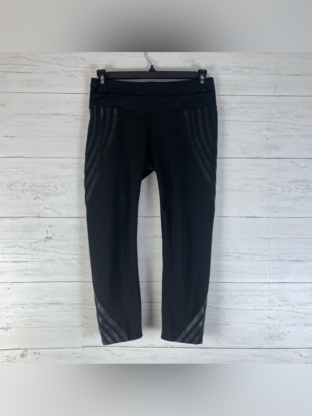 Athleta Womens Reflective Striped Crop Leggings Black Size S 597324-00